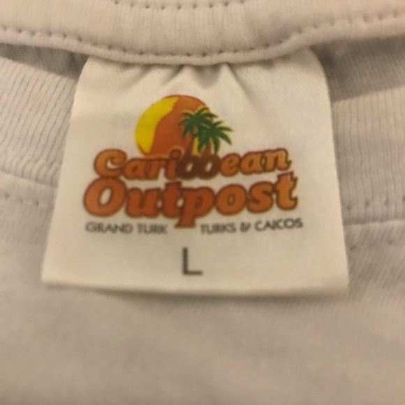 Caribbean outpost Mens Large graphic T-shirt - Picture 5 of 5